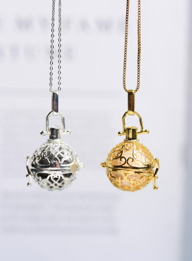 特色镂空香氛合金项链女