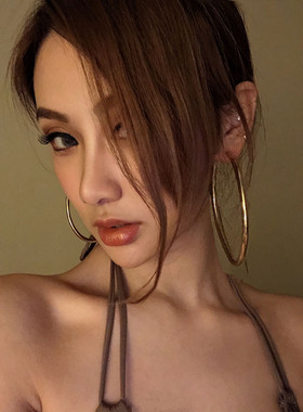 欧美风百搭复古夸张耳圈