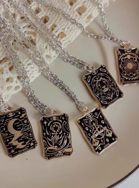 宇宙射线-复古小众卡牌森系月影甜酷项链帅气个性创意ins简约百搭