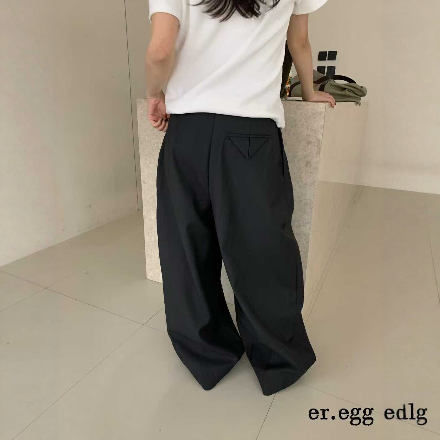 韩国2025秋冬新款弯刀休闲裤女梨型身材显瘦遮胯高腰宽松阔腿长裤