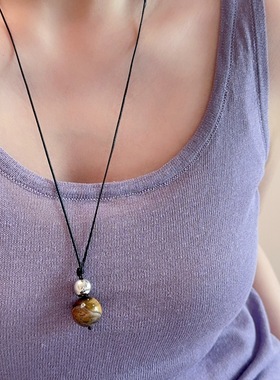 新中式冷淡风小众长款项链高级感平安扣虎眼石吊坠复古挂绳毛衣链