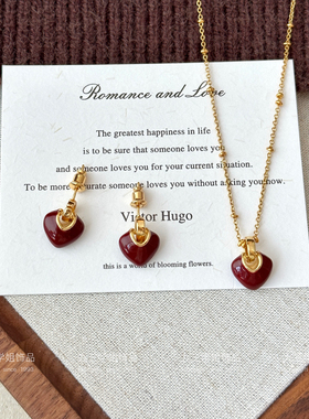 2026年新款红色爱心吊坠项链女