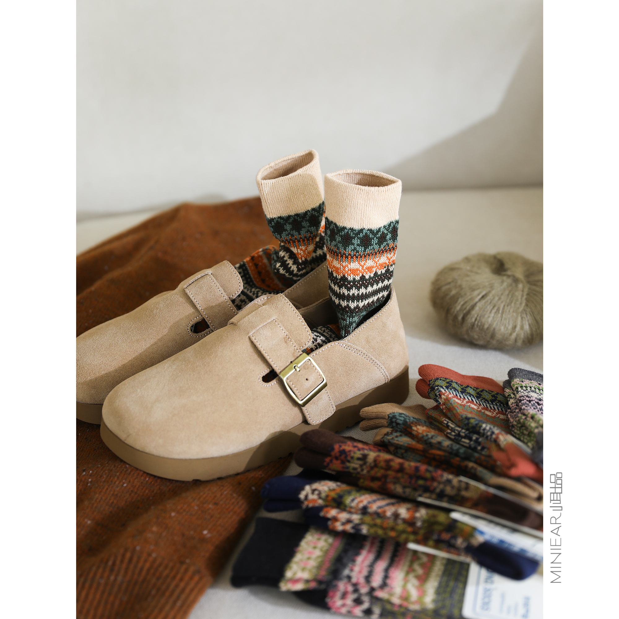 小耳出品【针织严选】美拉德配色复古民族风中筒袜秋冬款棉袜 - 图2