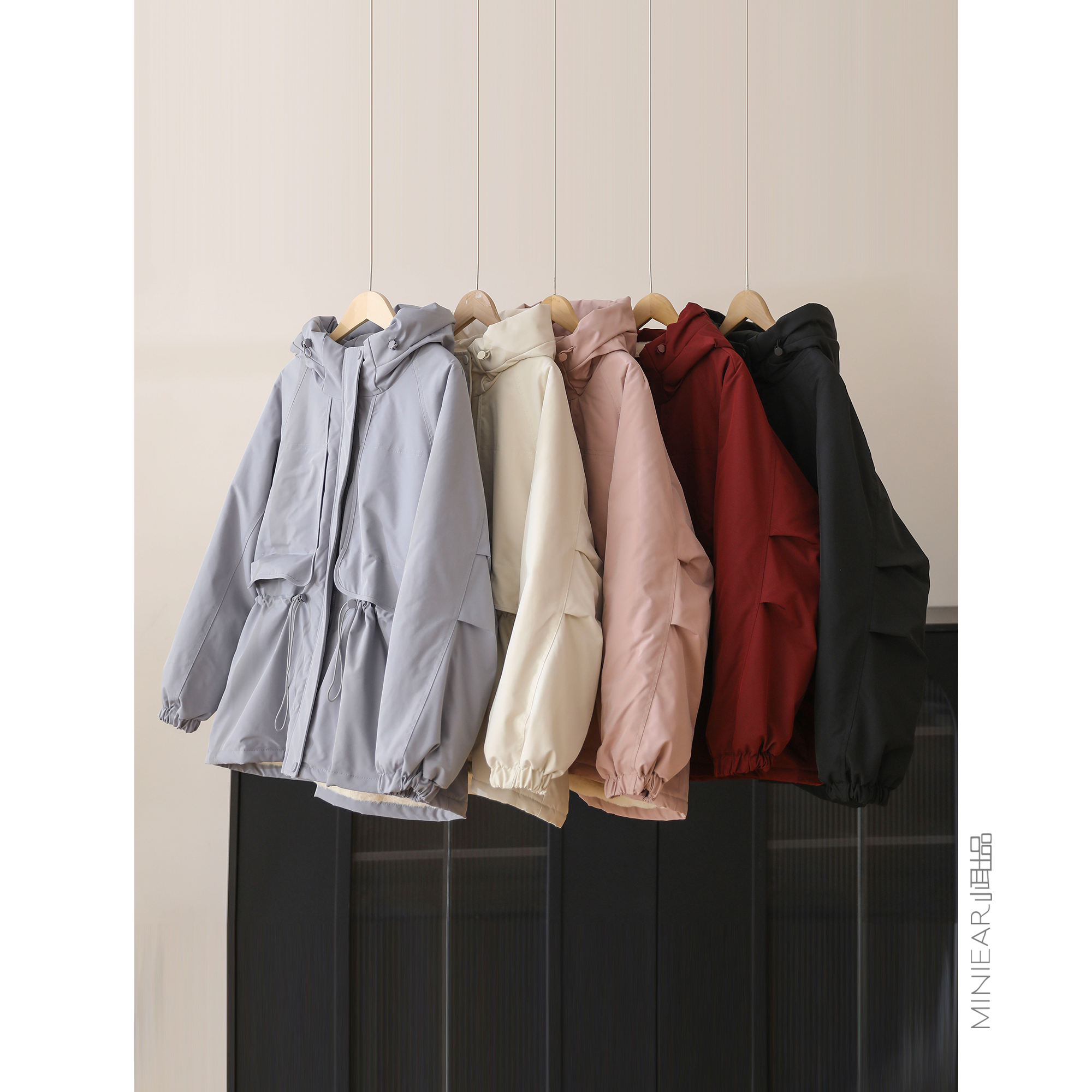 小耳出品 【1300g重】加绒连帽外套连帽防风保暖休闲运动夹克上衣 - 图2