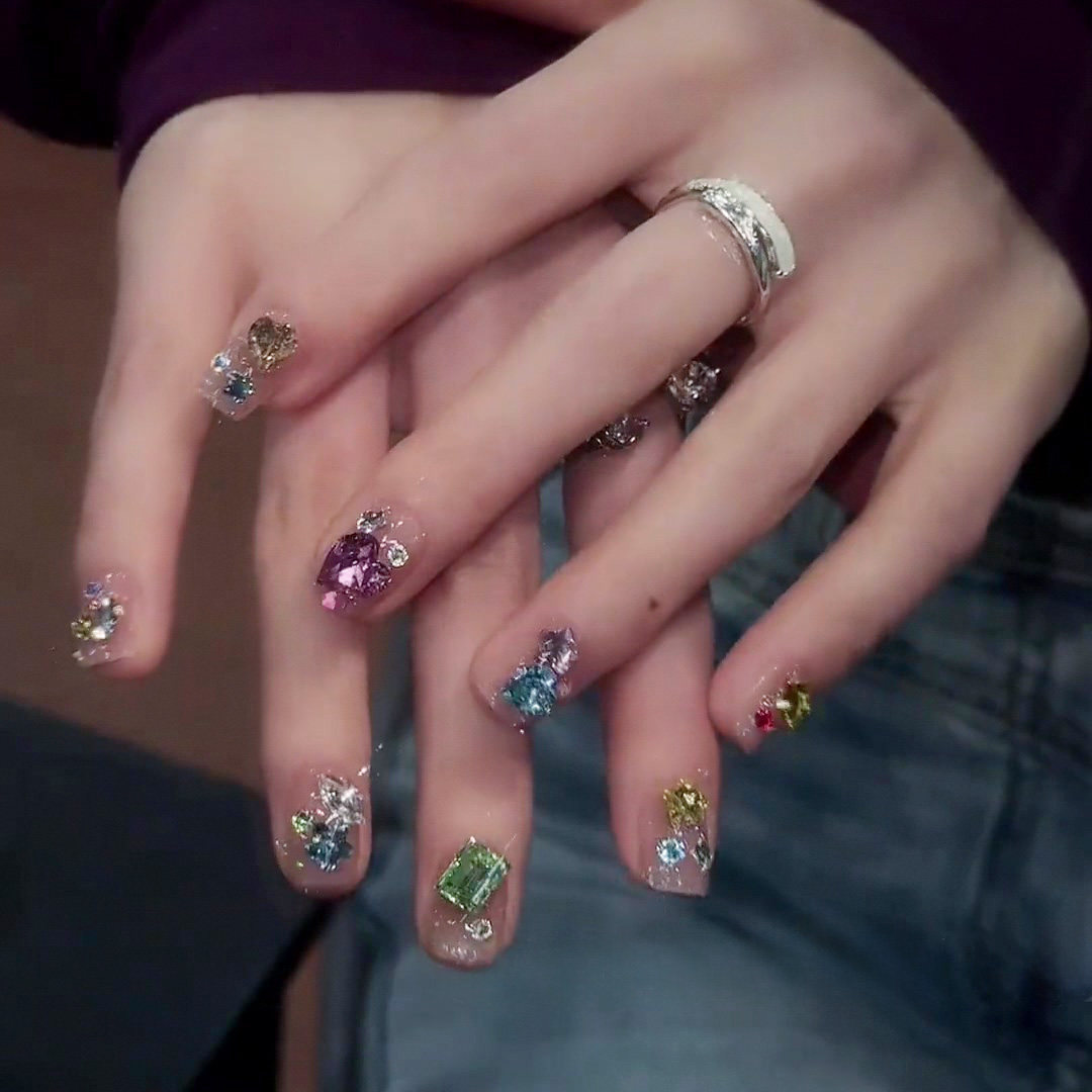 2025年新款宝石糖盒子爆闪彩色满手钻美甲显白穿戴甲纯手工高级感,淘宝优惠券,粉丝福利购,淘宝优惠卷