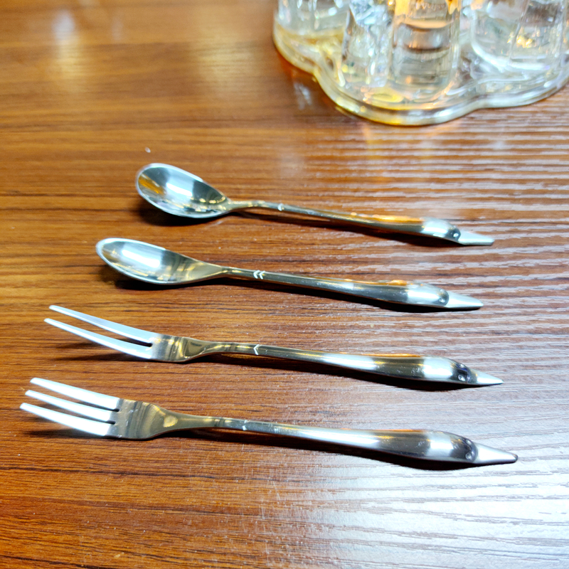 鹅头小尖勺不锈钢儿童餐具圆勺子长柄搅拌冰勺企鹅咖啡勺水果叉 - 图1