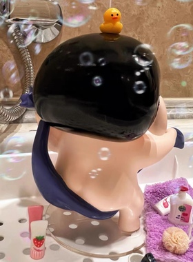 ins网红汽车摆件洗澡蜡笔小新手办车载中控台可爱公仔浴室装饰品