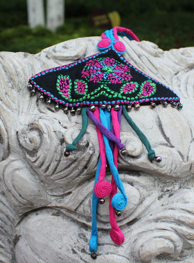 云南民族风手工刺绣项链