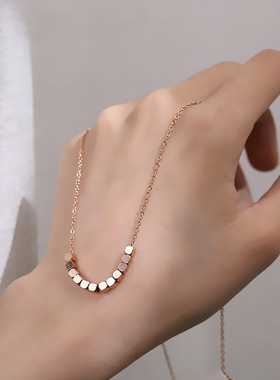 不掉色碎银子小方块18k玫瑰金八方来财项链女小众高级网红锁骨链