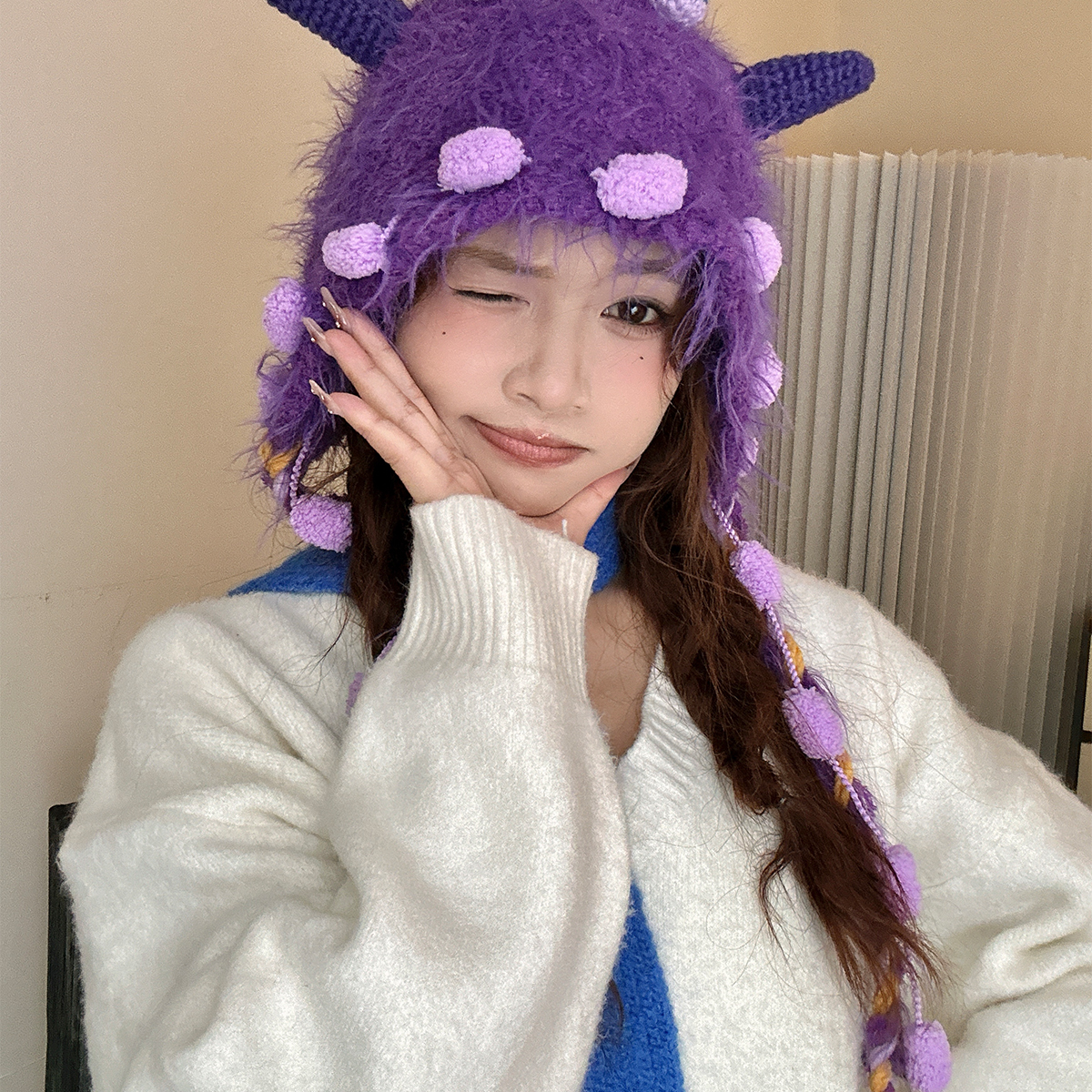 2025新款糖果小怪兽手工针织帽子女秋冬季可爱搞怪保暖护耳毛线帽 - 图1