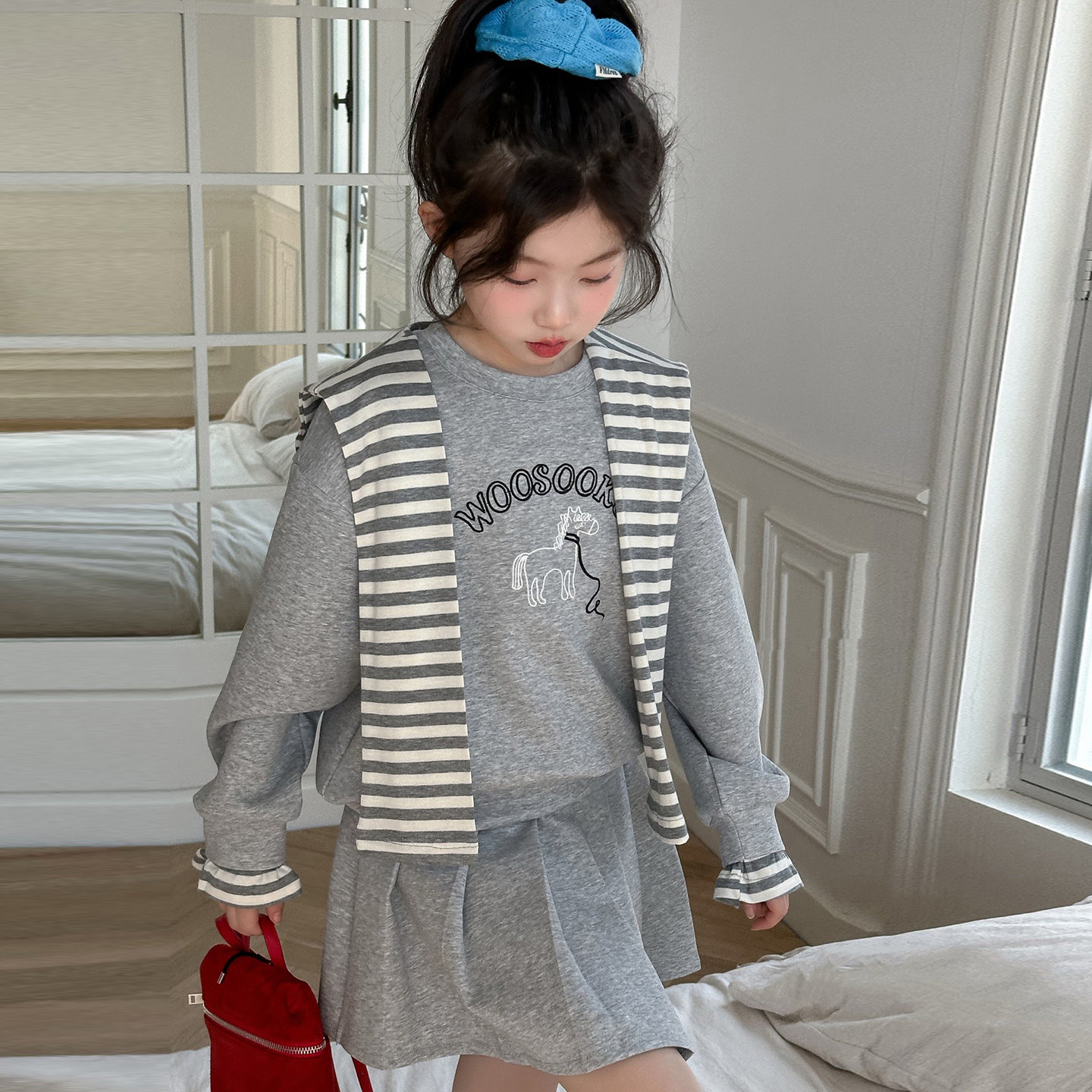 女童春秋季新款套装2026儿童装披肩卫衣洋气简约半身裙韩版两件套,淘宝优惠券,粉丝福利购,淘宝优惠卷