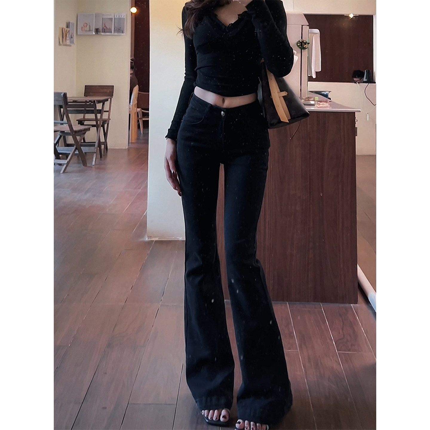 黑色复古紧身提臀微喇叭牛仔裤女2025秋季新款辣妹高腰弹力马蹄裤,淘宝优惠券,粉丝福利购,淘宝优惠卷