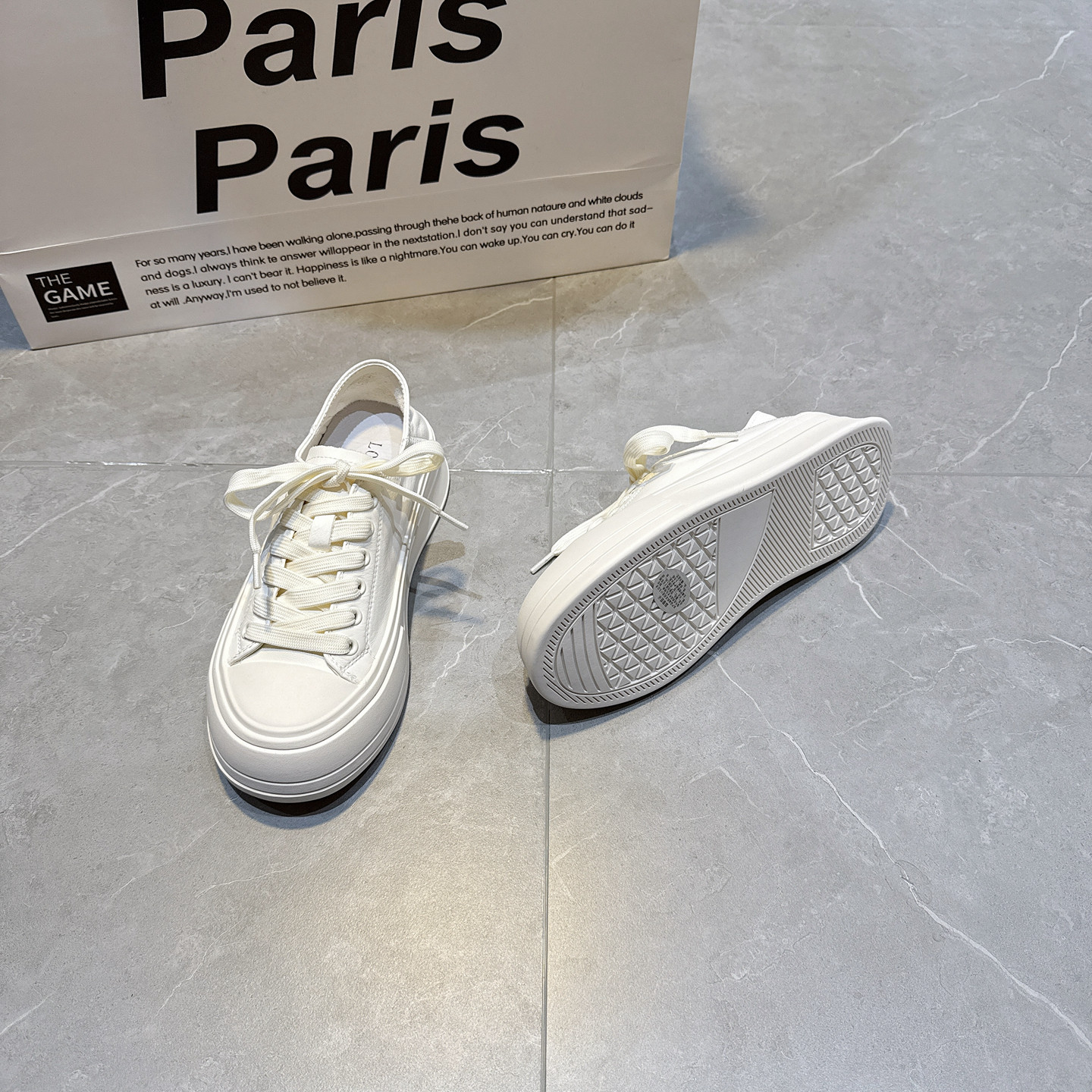 真皮极简风厚底小白鞋女2026透气防滑系带百搭轻便休闲鞋面包板鞋,淘宝优惠券,粉丝福利购,淘宝优惠卷