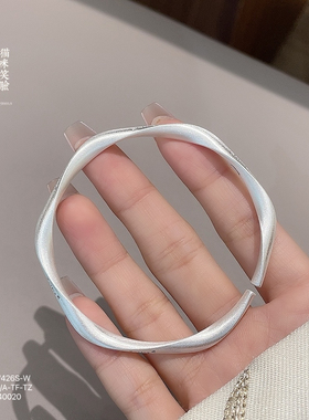 胜银·足银999.9手镯猫咪笑脸扭纹莫比乌斯女生闺蜜小众纯银手镯