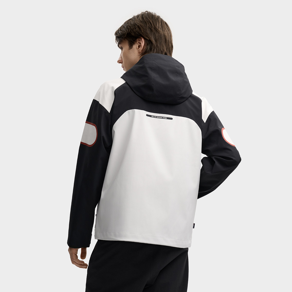 Fila/斐乐秋季新款易烊千玺同款男子户外时尚休闲棉服F11M549918F,淘宝优惠券,粉丝福利购,淘宝优惠卷