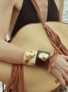 欧美秀场夸张宽版贝壳绿石手镯