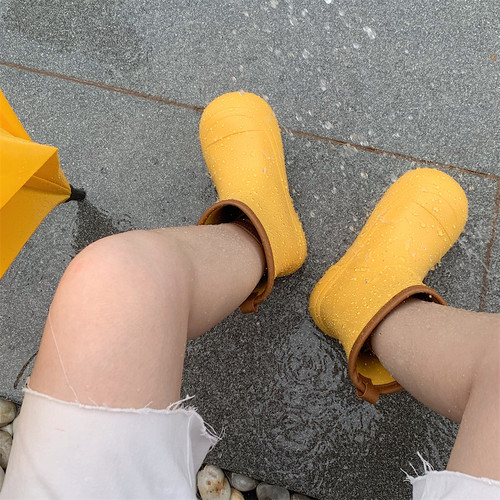细细条 韩版时尚个性网红撞色雨鞋男女夏季户外防滑防水亲子雨靴 - 图1