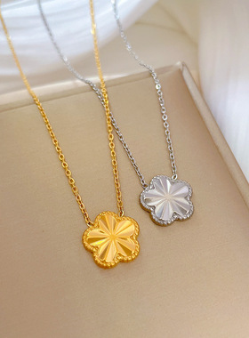 幸运草不掉色防过敏钛钢项链女ins网红高级感百搭锁骨链毛衣链潮