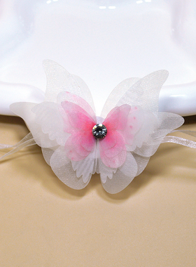 7厘米立体粉红色蝴蝶项链轻奢小众设计感锁骨链高级感脖颈带舞蹈