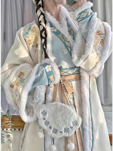 正版【云疏君主】汉服女装宋制长袄百褶裙交领飞机袖日常秋冬厚款 - 图2