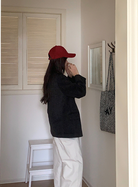 吸睛红色棒球帽秋冬显脸小鸭舌帽