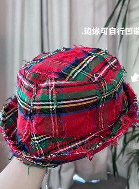 小众设计红格纹渔夫帽女复古显脸小水桶帽春夏韩版时尚百搭盆帽