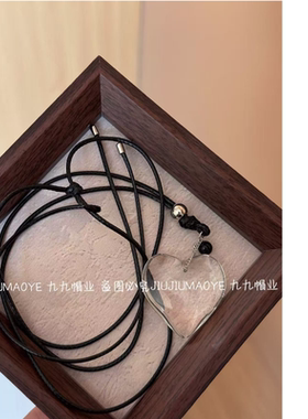 透明水晶心形吊坠 简约黑绳颈链 冷淡风百搭通勤配饰