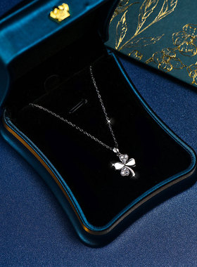 白铜幸运四叶草项链配饰女小众简约气质锁骨链吊坠轻奢配饰品