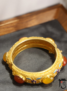 花丝镶嵌多宝玉石卡扣镯