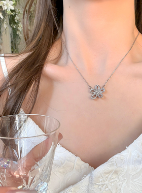 茉莉信筏满钻太阳花项链