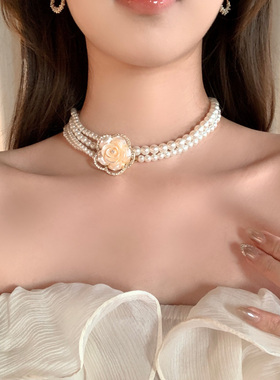 氛围奥黛丽重工山茶花珍珠项链