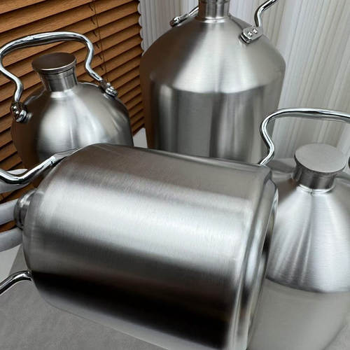 304不锈钢白酒壶可窖藏白酒高端送礼酒坛食品级啤酒桶户外携带 - 图0