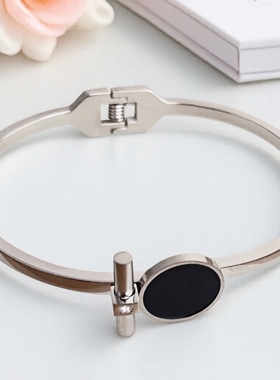 经典黑色圆饼钛钢手镯18k金手饰