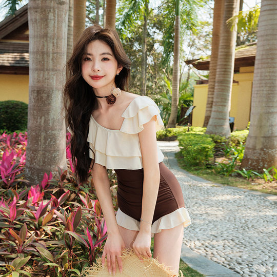 亦美珊成人泳衣女高级感2025新款绝美微胖女孩遮肉显瘦小胸泡温泉