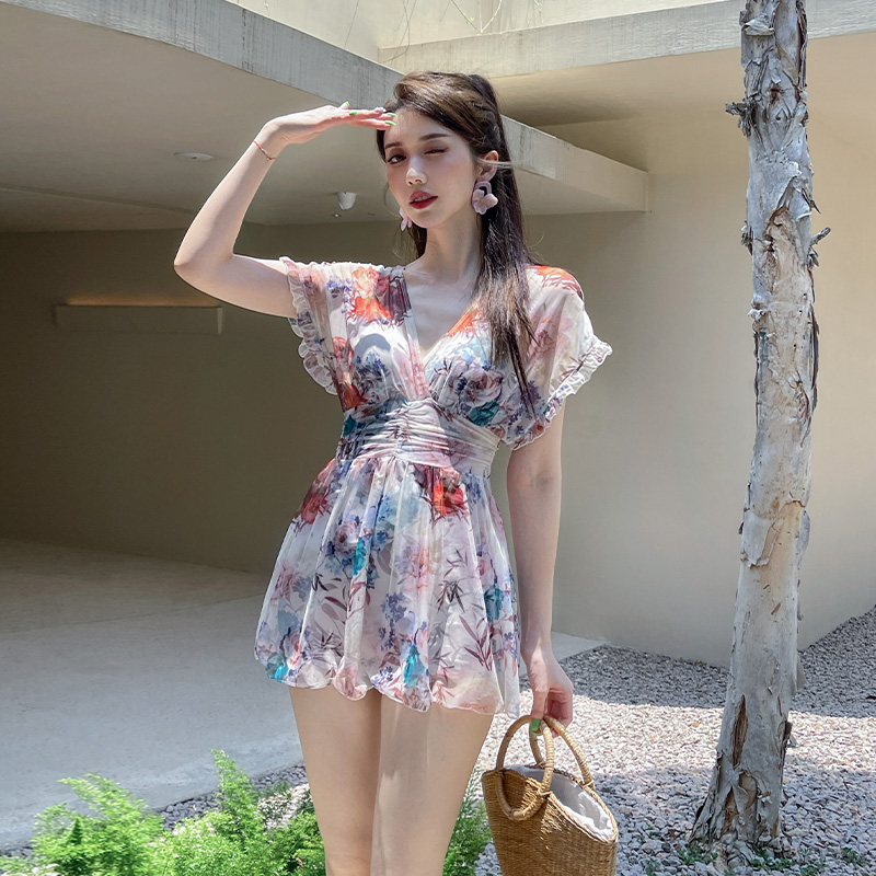 亦美珊连体泳衣女成人高级感2025新款微胖mm遮肉显瘦保守绝美温泉