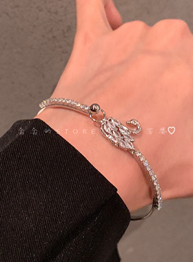 气质名媛风轻奢满钻天鹅手镯女款