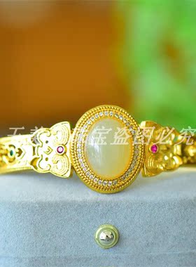 新疆天然和田玉白玉蝴蝶手环手镯