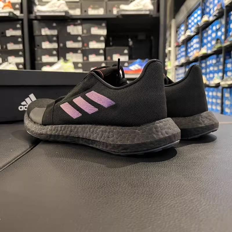 Adidas 阿迪达斯 Senseboost 男款减震舒适轻便运动跑步鞋 EF0709