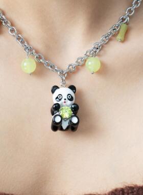 熊猫玩球手工珐琅天然石项链