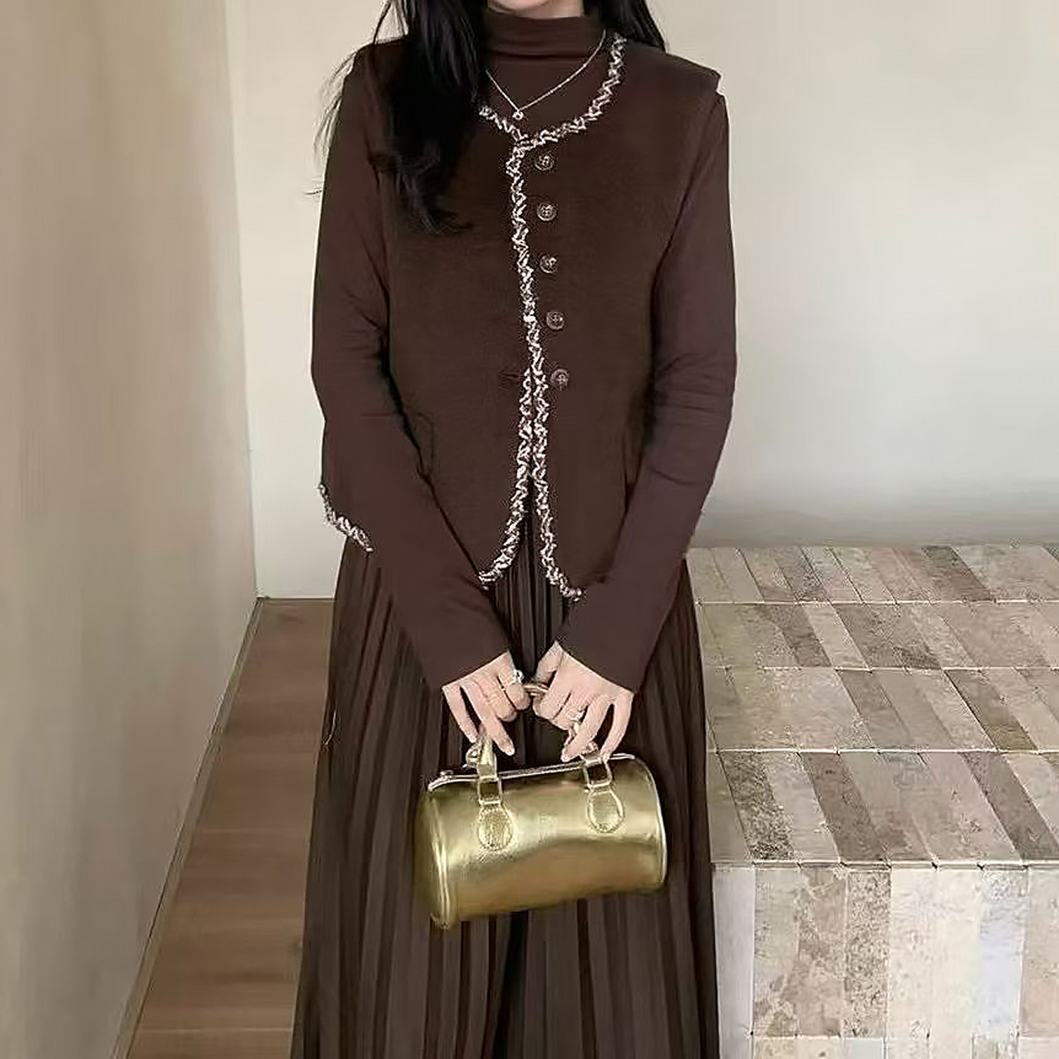 实拍小香风马甲百褶连衣裙套装女2025秋冬新款时尚气质显瘦两件套,淘宝优惠券,粉丝福利购,淘宝优惠卷