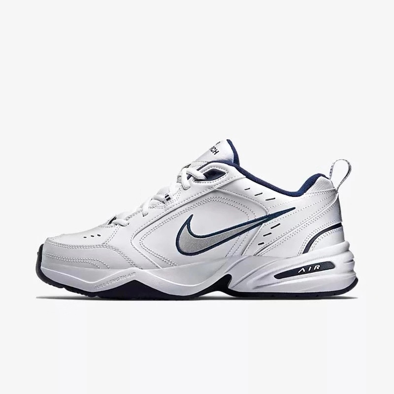 nike old tennis shoes