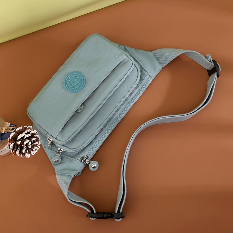 Silver cashier waist bag, multi-layer practical and wear-resistant sports chest bag