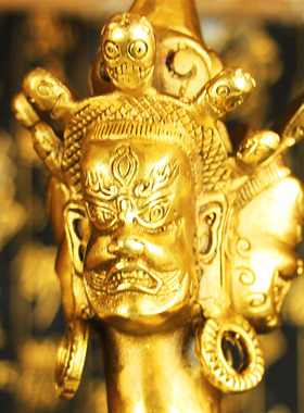 铜金刚撅三面普巴金刚杵摆件