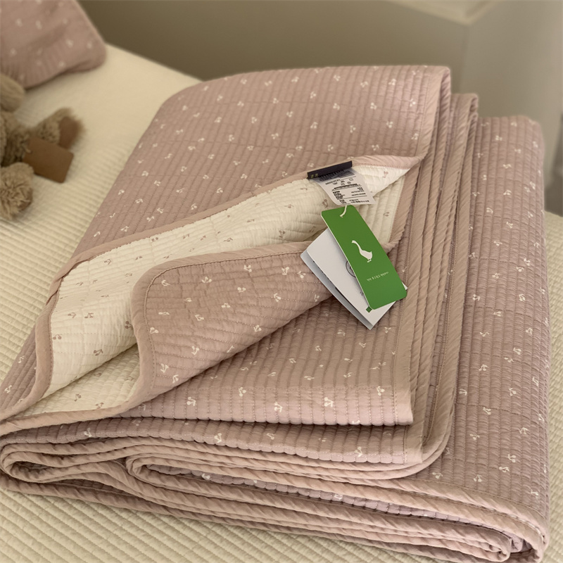 ins大鹅全棉床盖三件套出口韩国车厘子碎花垫子榻榻米夹棉大床单,淘宝优惠券,粉丝福利购,淘宝优惠卷