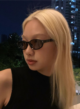 uv400小框椭圆米钉辣妹装饰墨镜