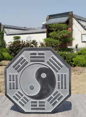 复古怀旧圆雕石头八卦