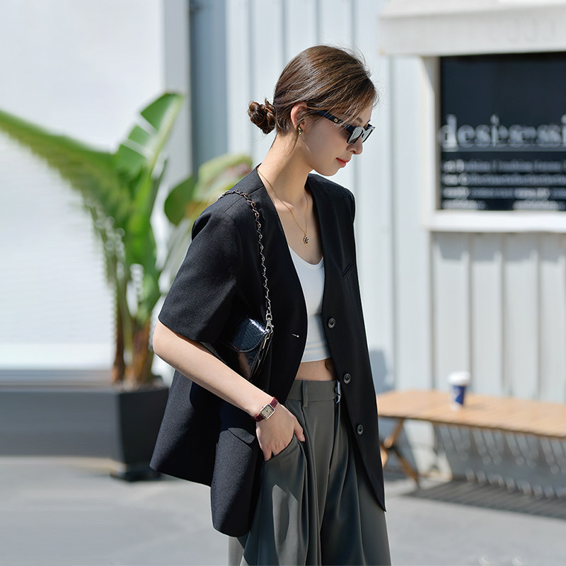  娇女王树衣堂西装