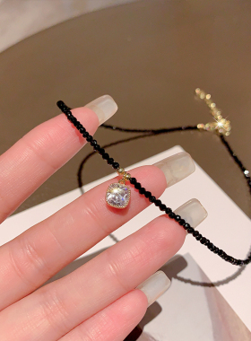 月销10万件的保色水晶项链锁骨链