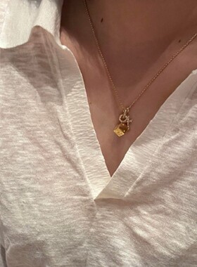 十字架项链女轻奢百搭锁骨链
