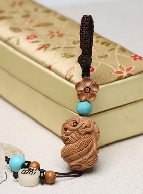 桃木雕刻十二生肖挂件属相吊坠